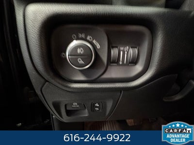 2019 RAM 1500 Big Horn/Lone Star 5.7 Liter V8 Hemi Crew Cab 4WD