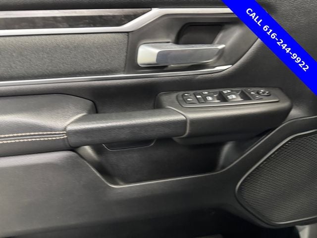 2021 RAM 1500 Big Horn/Lone Star 5.7 Liter V8 Hemi Crew Cab 4WD