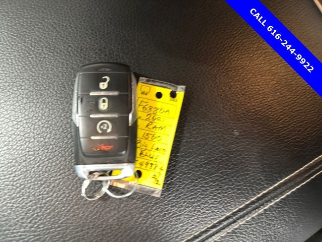 2021 RAM 1500 Big Horn/Lone Star 5.7 Liter V8 Hemi Crew Cab 4WD