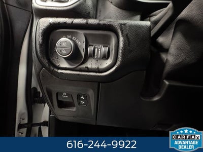 2019 RAM 1500 Big Horn/Lone Star 5.7 Liter V8 Hemi Crew Cab 4WD