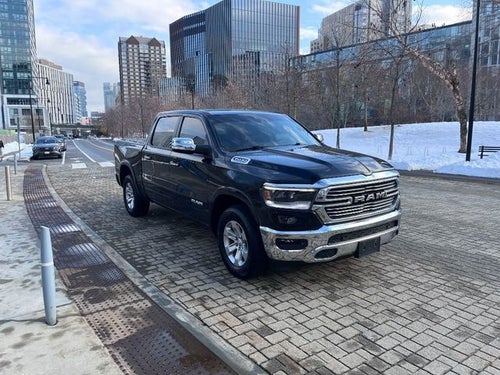 2022 RAM 1500 Laramie 5.7 Liter V8 Hemi Crew Cab 4WD