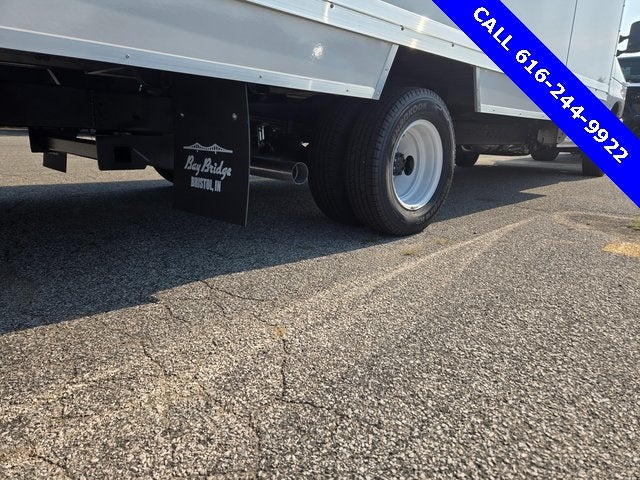 2026 Ford E-350SD Base Cutaway