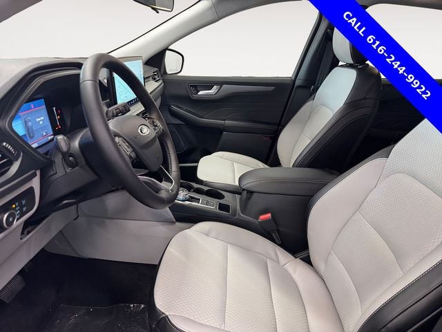 2025 Ford Escape Plug-In Hybrid Base