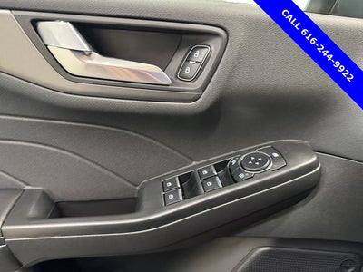 2025 Ford Escape Plug-In Hybrid Base