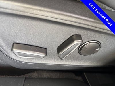 2025 Ford Escape Plug-In Hybrid Base