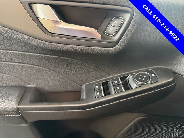 2025 Ford Escape Plug-In Hybrid Base