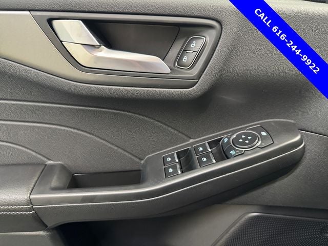 2025 Ford Escape Plug-In Hybrid Base