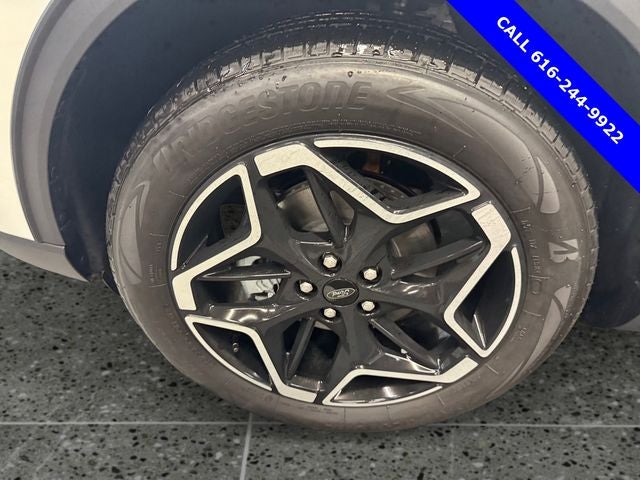 2026 Ford Escape Platinum