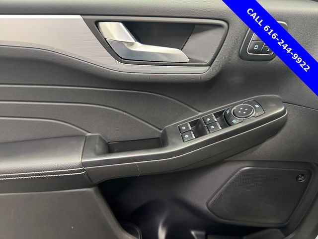 2026 Ford Escape Platinum