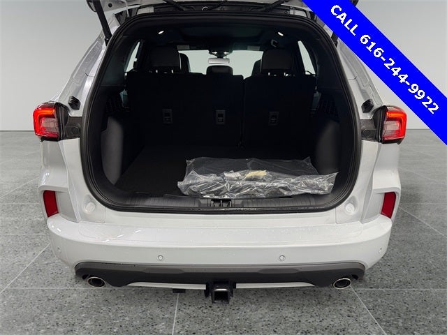 2026 Ford Escape ST-Line Elite