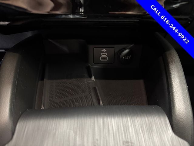 2026 Ford Escape ST-Line Elite