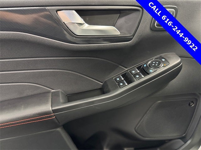 2026 Ford Escape ST-Line Elite