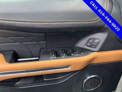 2022 Ford Expedition Max Platinum 3.5 Liter V6 EcoBoost Turbocharged 4WD