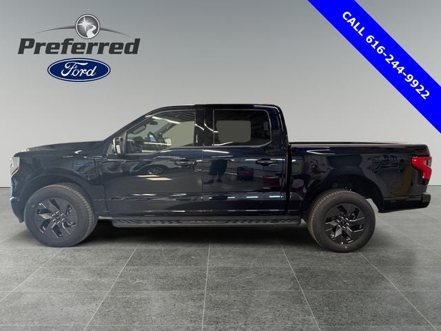 2025 Ford F-150 Lightning Lariat