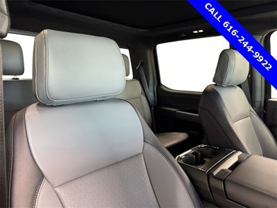 2025 Ford F-150 Lightning Lariat