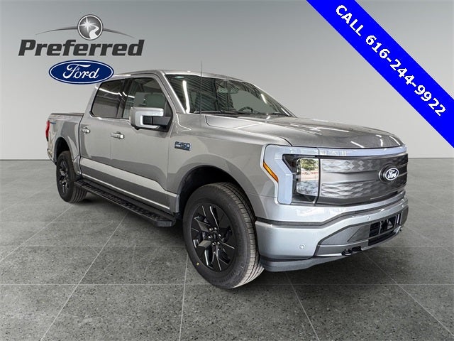 2025 Ford F-150 Lightning Lariat