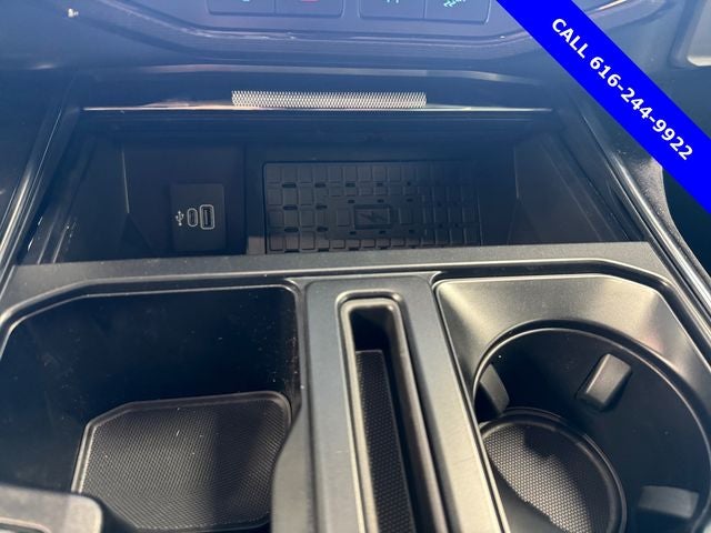 2025 Ford F-150 Lightning Platinum