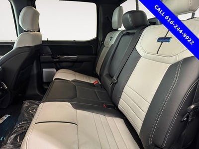 2025 Ford F-150 Lightning Platinum