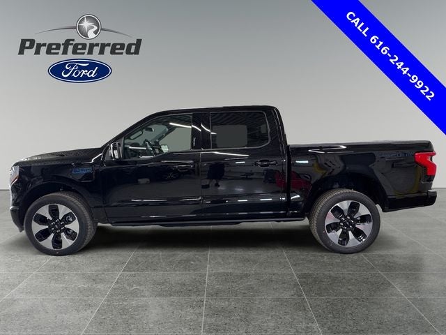 2025 Ford F-150 Lightning Platinum