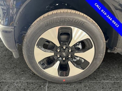 2025 Ford F-150 Lightning Platinum