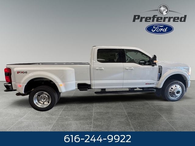 2026 Ford F-450SD Lariat DRW