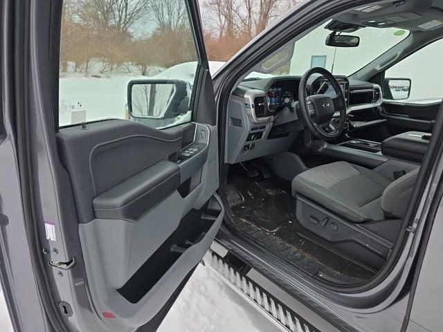 2023 Ford F-150 XLT 3.5 Liter v6 EcoBoost SuperCrew 4WD