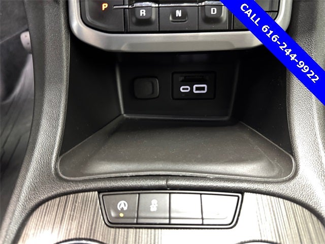 2021 GMC Acadia SLT 3.6 Liter V6 AWD