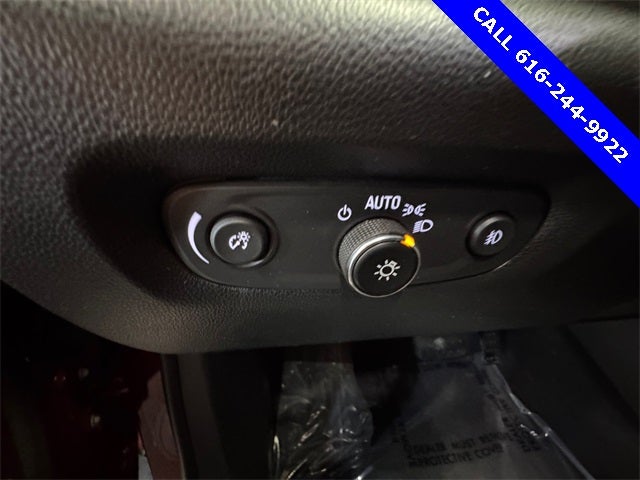 2020 Chevrolet Traverse LT 3.6 Liter V6 AWD 3rd Row Seating