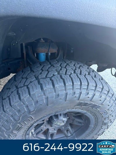 2005 GMC Canyon SLE Z71 3.5 Liter V6 Crew Cab 4WD