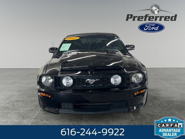 2007 Ford Mustang GT Premium 4.6 Liter V8 2D Convertible Manual Transmission