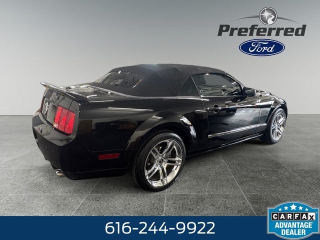 2007 Ford Mustang GT Premium 4.6 Liter V8 2D Convertible Manual Transmission