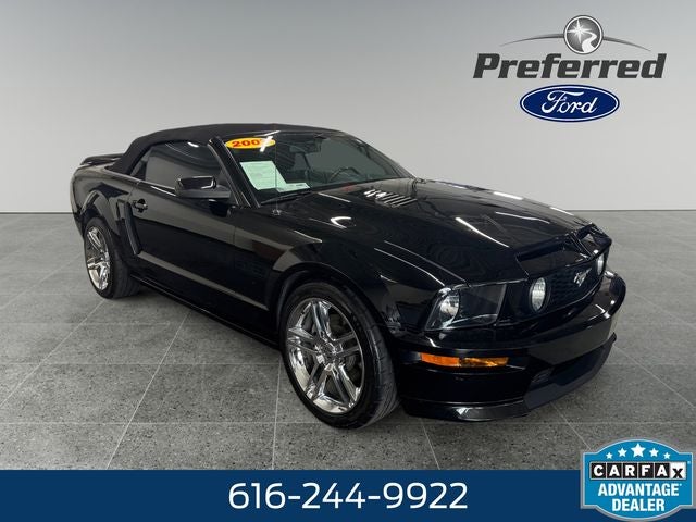 2007 Ford Mustang GT Premium 4.6 Liter V8 2D Convertible Manual Transmission