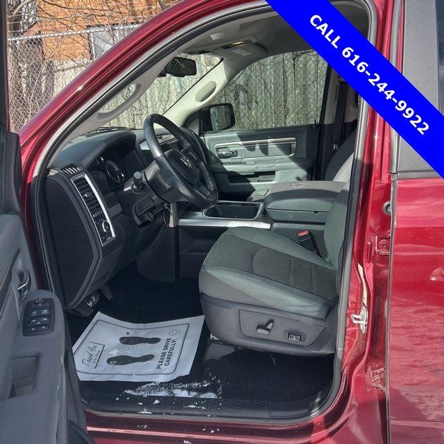 2018 RAM 1500 Big Horn 5.7 Liter V8 Hemi Crew Cab 4WD