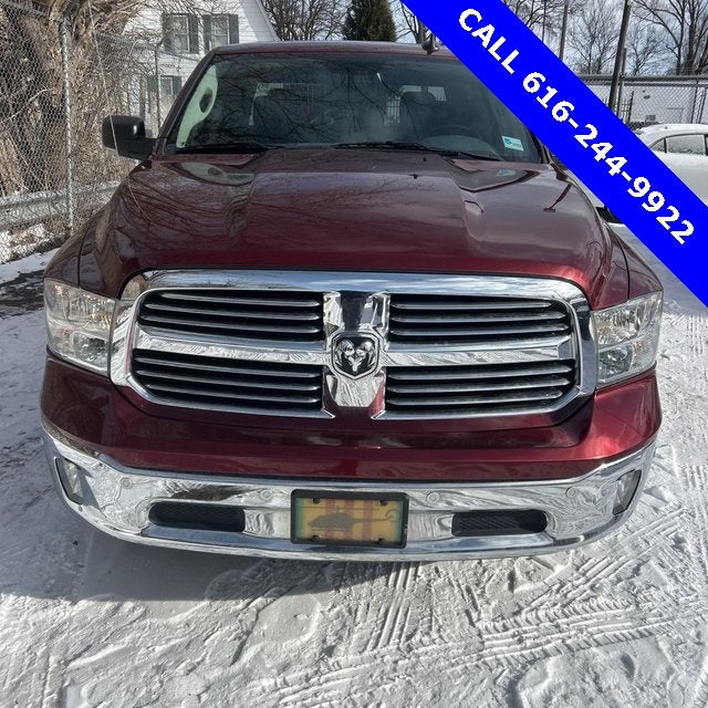 2018 RAM 1500 Big Horn 5.7 Liter V8 Hemi Crew Cab 4WD