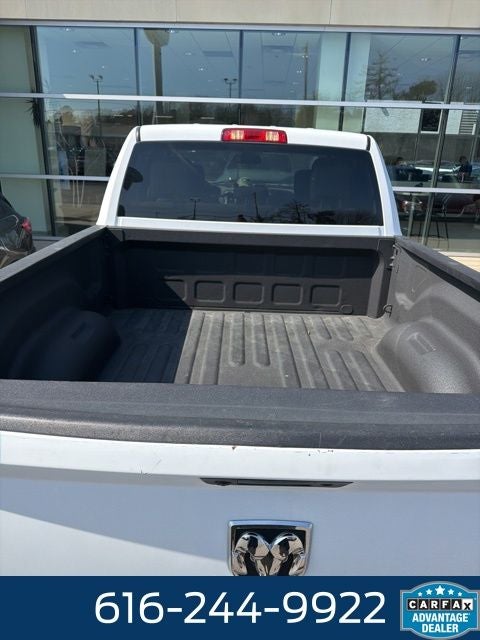 2016 RAM 2500 Tradesman 5.7 Liter V8 Hemi Crew Cab 4WD