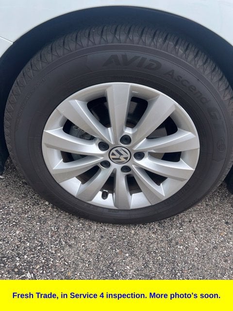 2018 Volkswagen Beetle 2.0T S 2D Hatchback Automatic