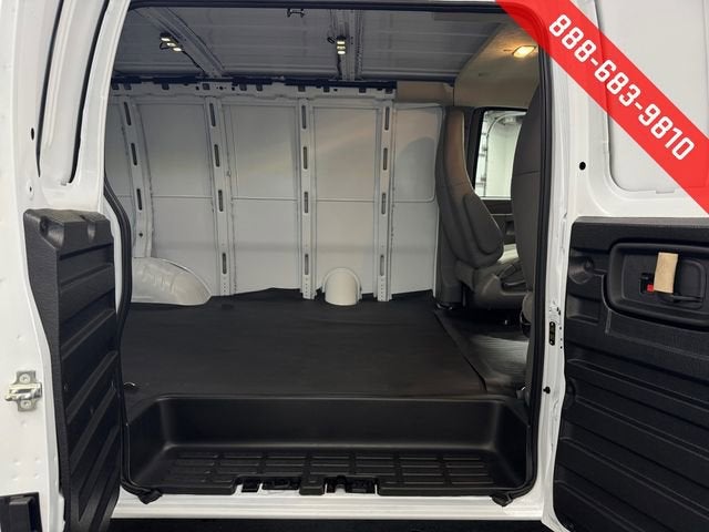 2025 Chevrolet Express Cargo 2500 WT