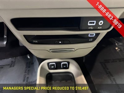 2017 Chrysler Pacifica Touring-L Plus