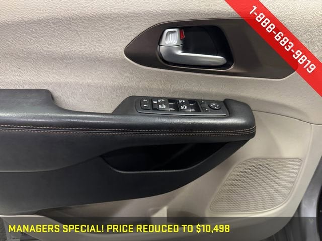 2017 Chrysler Pacifica Touring-L Plus