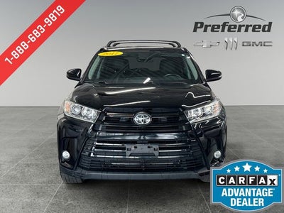 2017 Toyota Highlander SE