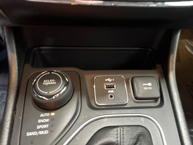 2022 Jeep Cherokee Latitude Lux 4x4