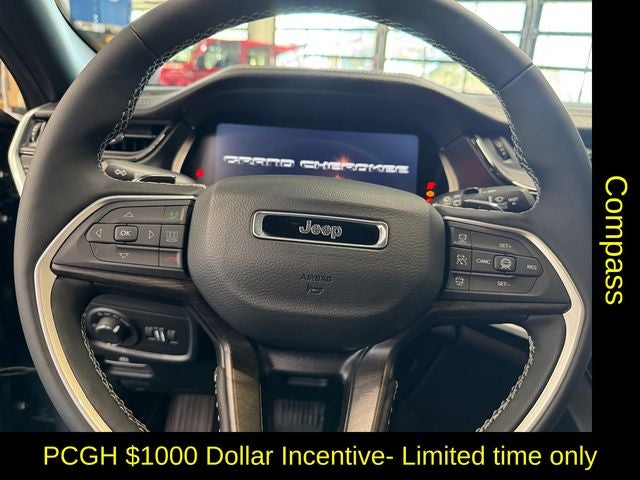 2026 Jeep Grand Cherokee GRAND CHEROKEE ALTITUDE 4X4