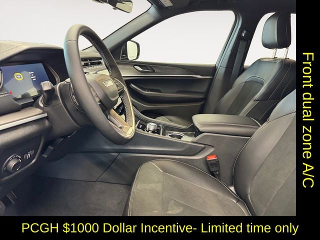 2026 Jeep Grand Cherokee GRAND CHEROKEE ALTITUDE 4X4