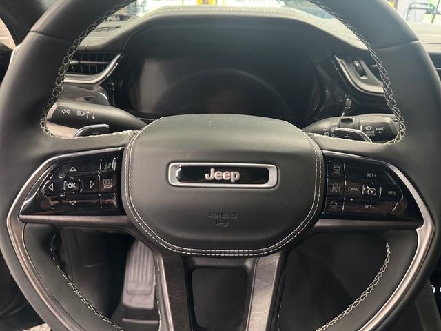 2023 Jeep Grand Cherokee Overland 4x4