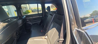 2023 Jeep Grand Cherokee Overland 4x4