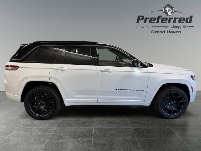 2027 Jeep Grand Cherokee GRAND CHEROKEE SUMMIT 4X4