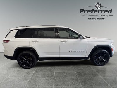 2023 Jeep Grand Cherokee L Altitude 4x4