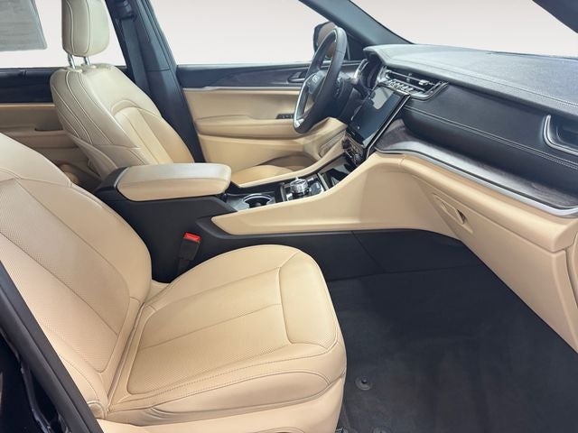 2025 Jeep Grand Cherokee L Limited 4x4