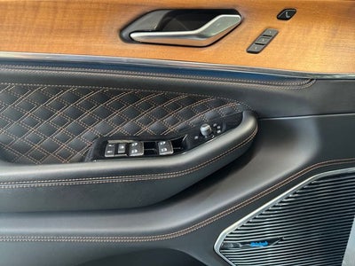 2023 Jeep Grand Cherokee L Summit Reserve 4x4