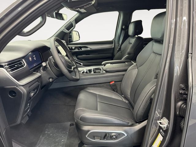 2026 Jeep Grand Wagoneer GRAND WAGONEER LIMITED RESERVE 4X4